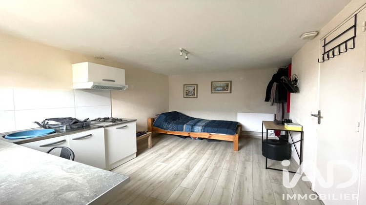 Ma-Cabane - Vente Immeuble Mézières-en-Drouais, 207 m²
