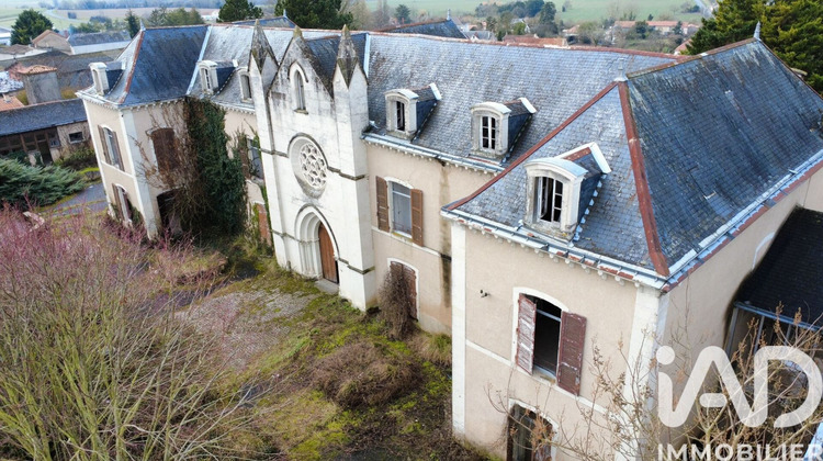 Ma-Cabane - Vente Immeuble Mirebeau, 2000 m²