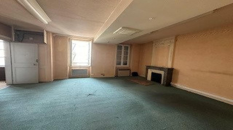 Ma-Cabane - Vente Immeuble Mont-de-Marsan, 700 m²