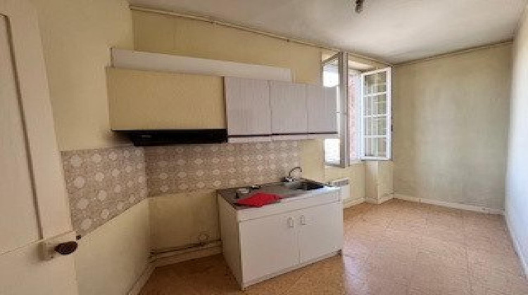 Ma-Cabane - Vente Immeuble Mont-de-Marsan, 700 m²