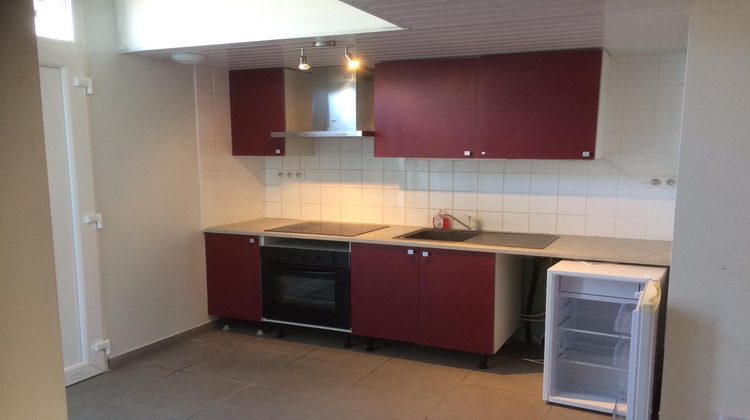 Ma-Cabane - Vente Immeuble Montaignac-Saint-Hippolyte, 151 m²