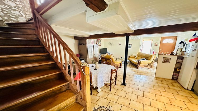 Ma-Cabane - Vente Immeuble MONTAIGU-DE-QUERCY, 144 m²