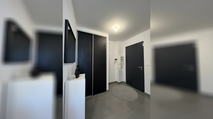 Ma-Cabane - Vente Immeuble Montbazon, 475 m²