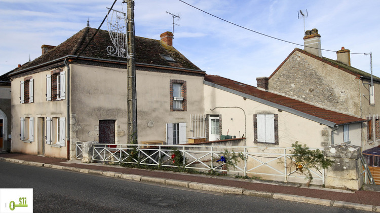 Ma-Cabane - Vente Immeuble Montbouy, 238 m²