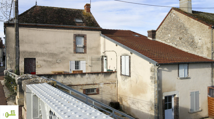 Ma-Cabane - Vente Immeuble Montbouy, 238 m²