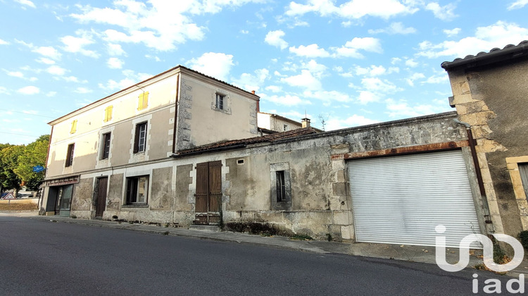 Ma-Cabane - Vente Immeuble Montbron, 95 m²