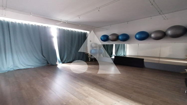 Ma-Cabane - Vente Immeuble MONTCEAU-LES-MINES, 240 m²