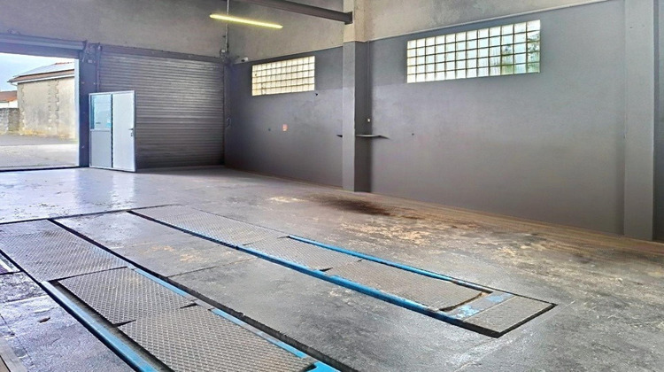 Ma-Cabane - Vente Immeuble Montendre, 96 m²