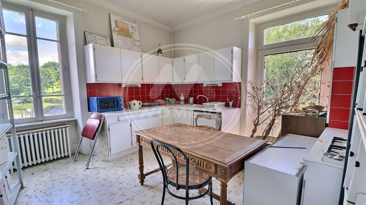 Ma-Cabane - Vente Immeuble MONTFAUCON-EN-VELAY, 287 m²