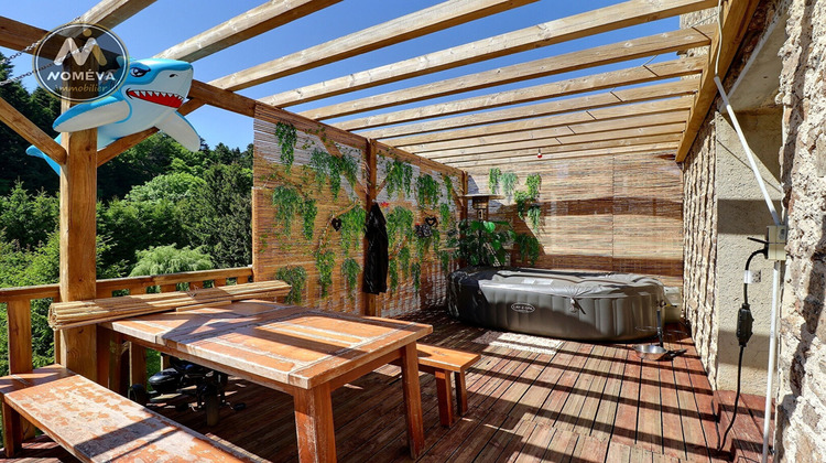 Ma-Cabane - Vente Immeuble MONTFAUCON-EN-VELAY, 134 m²