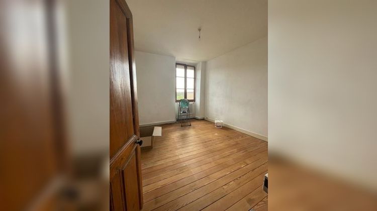 Ma-Cabane - Vente Immeuble Montfort-le-Gesnois, 195 m²