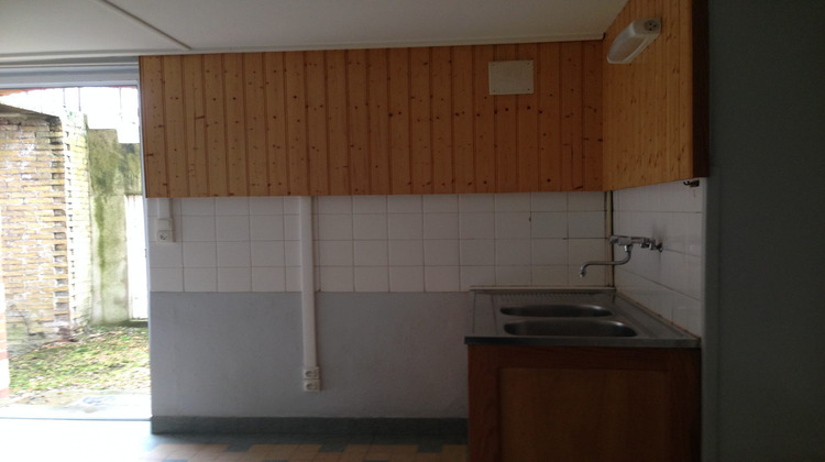 Ma-Cabane - Vente Immeuble Montfort-le-Gesnois, 150 m²