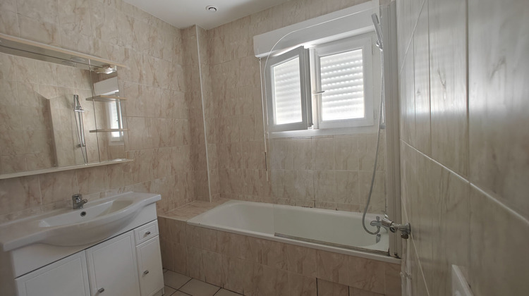 Ma-Cabane - Vente Immeuble MONTGERON, 0 m²