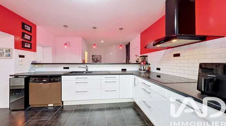Ma-Cabane - Vente Immeuble Montguyon, 365 m²