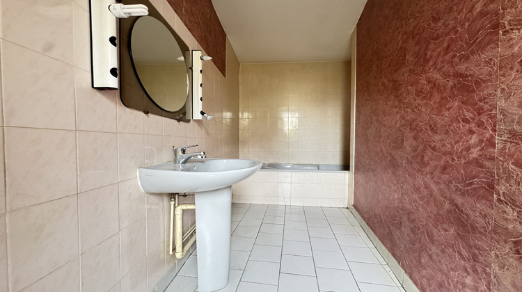 Ma-Cabane - Vente Immeuble Montluçon, 135 m²