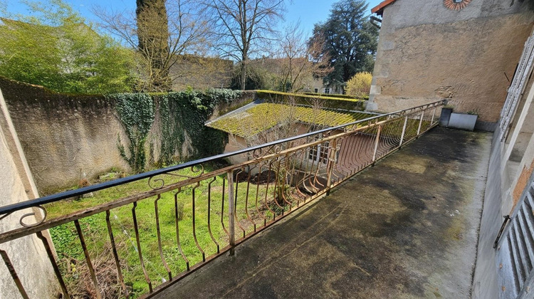 Ma-Cabane - Vente Immeuble Montmorillon, 235 m²