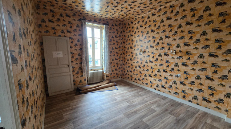 Ma-Cabane - Vente Immeuble Montmorillon, 235 m²