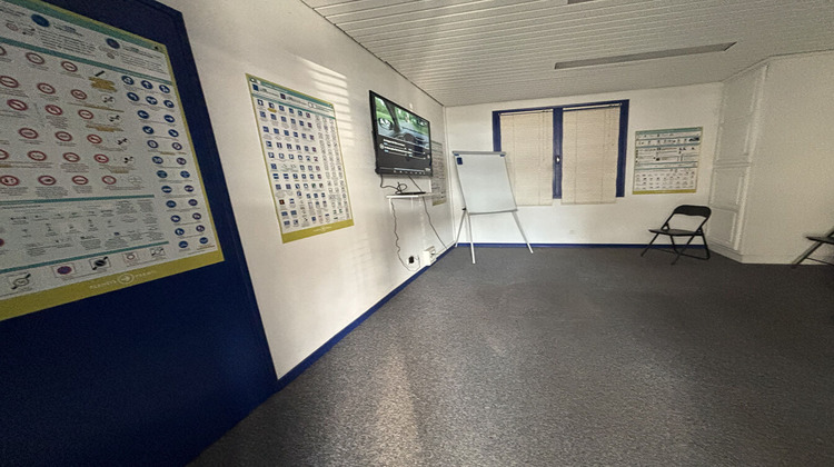 Ma-Cabane - Vente Immeuble MONTPON-MENESTEROL, 198 m²