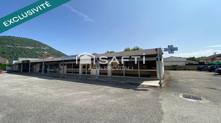 Ma-Cabane - Vente Immeuble Montreal-la-Cluse, 327 m²