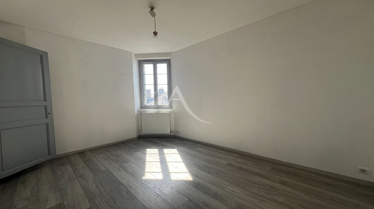 Ma-Cabane - Vente Immeuble MONTRICHARD, 217 m²