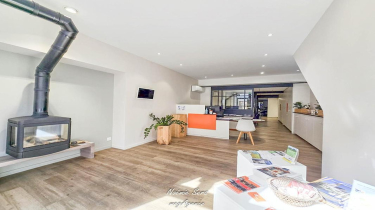 Ma-Cabane - Vente Immeuble MORTAGNE SUR SEVRE, 204 m²