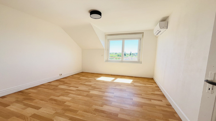 Ma-Cabane - Vente Immeuble Néris-les-Bains, 253 m²