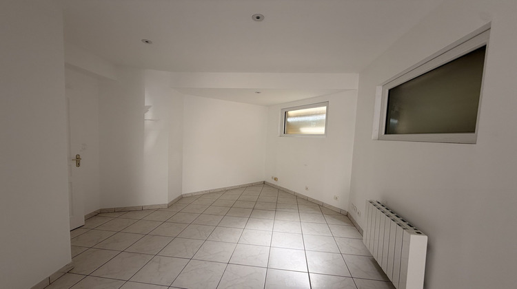 Ma-Cabane - Vente Immeuble Neufchâtel-en-Bray, 177 m²