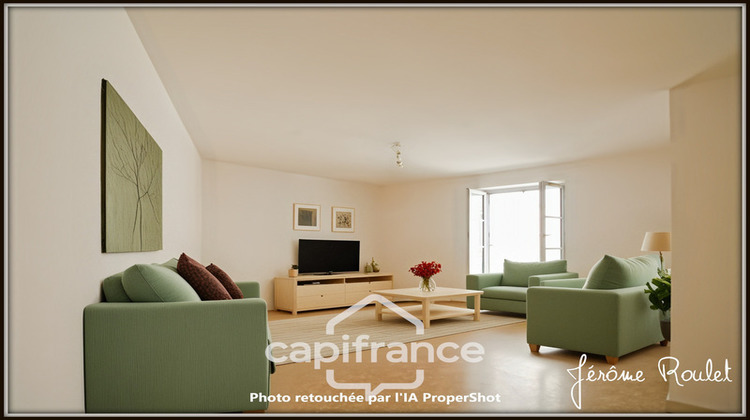 Ma-Cabane - Vente Immeuble NEUVILLE DE POITOU, 267 m²