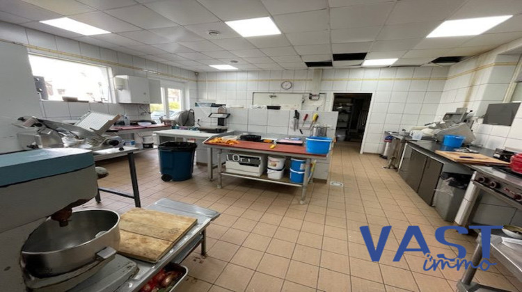 Ma-Cabane - Vente Immeuble Neuville-en-Ferrain, 228 m²