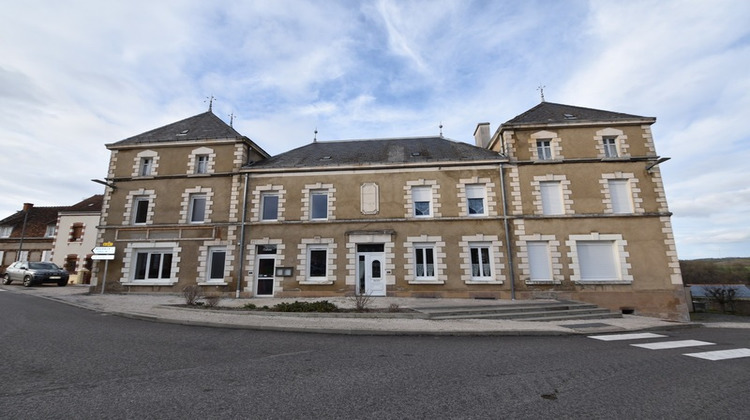 Ma-Cabane - Vente Immeuble NEUVY GRANDCHAMP, 225 m²