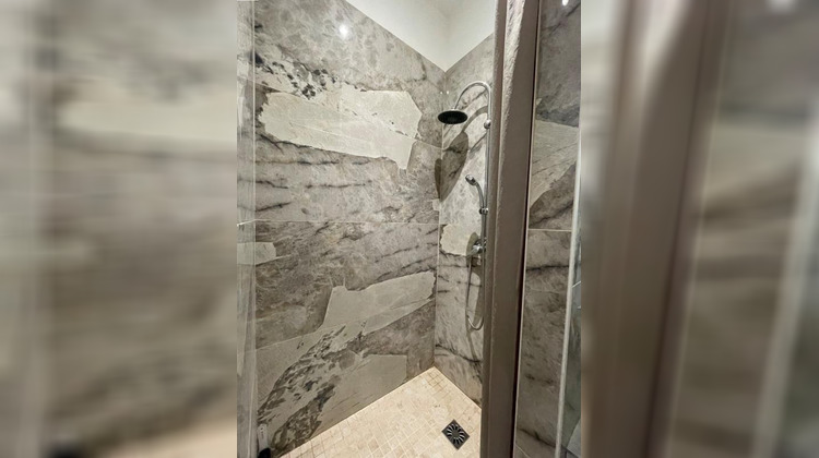 Ma-Cabane - Vente Immeuble NIMES, 150 m²