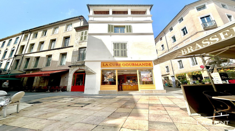 Ma-Cabane - Vente Immeuble Nîmes, 327 m²