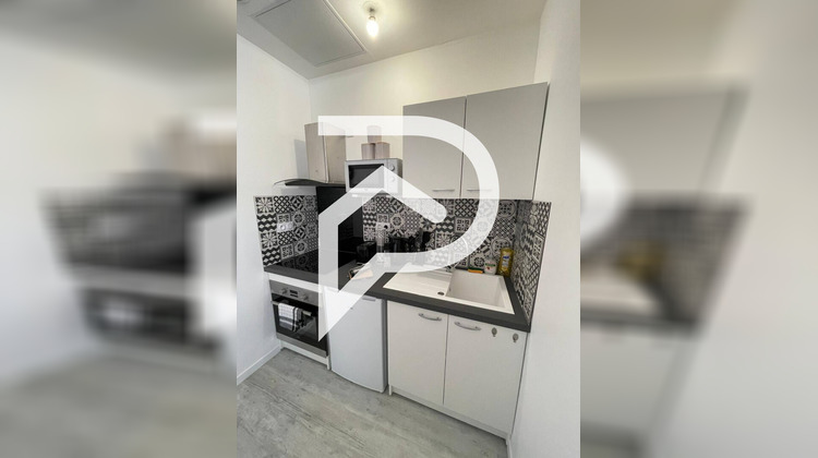 Ma-Cabane - Vente Immeuble NIORT, 67 m²