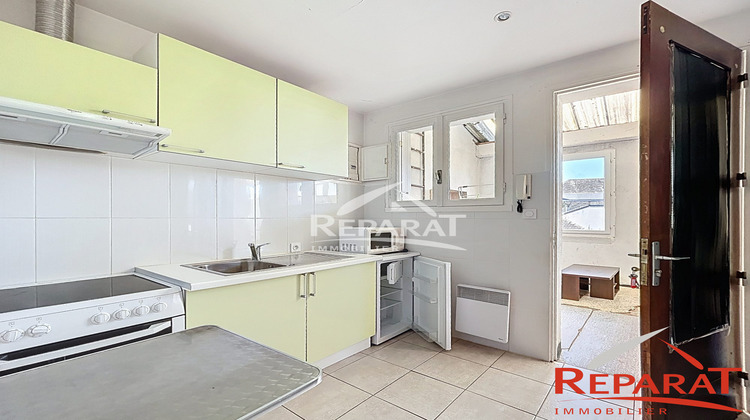 Ma-Cabane - Vente Immeuble Objat, 780 m²