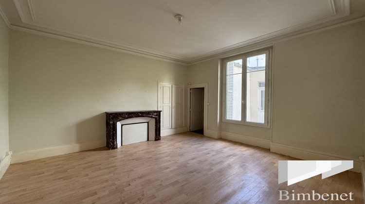Ma-Cabane - Vente Immeuble Orléans, 303 m²