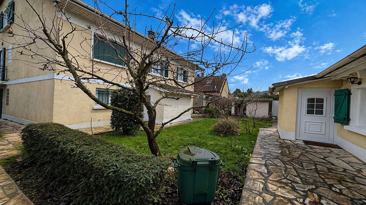 Ma-Cabane - Vente Immeuble OZOIR-LA-FERRIERE, 309 m²