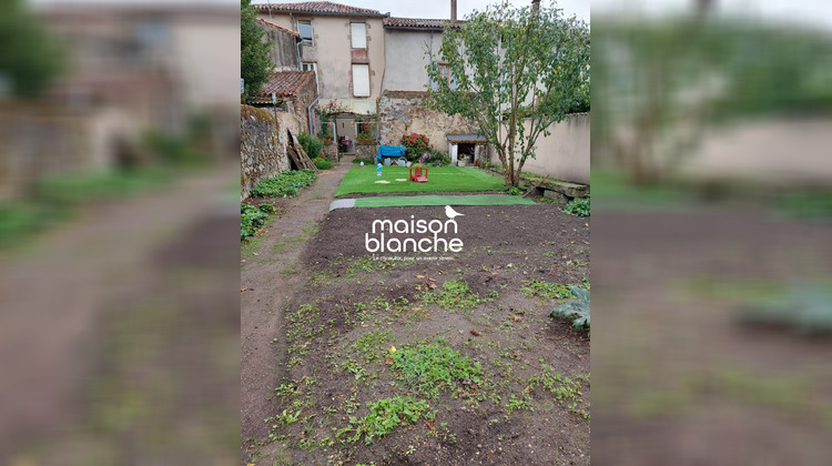 Ma-Cabane - Vente Immeuble Parthenay, 195 m²