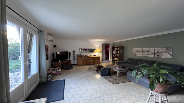 Ma-Cabane - Vente Immeuble Peyrolles-en-Provence, 157 m²