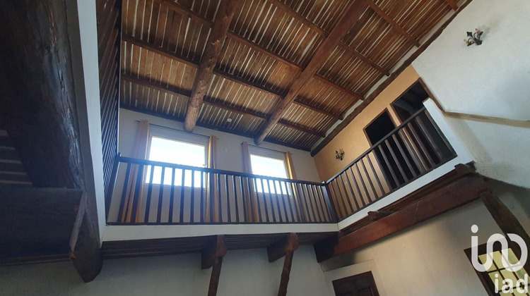Ma-Cabane - Vente Immeuble Peyrolles-en-Provence, 267 m²
