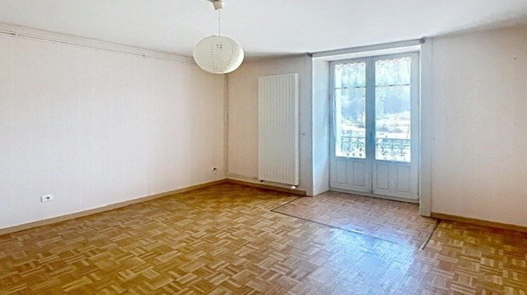 Ma-Cabane - Vente Immeuble Plombieres-les-Bains, 174 m²