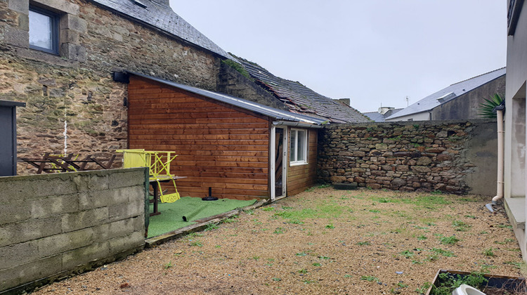Ma-Cabane - Vente Immeuble PLOUNEVENTER, 320 m²