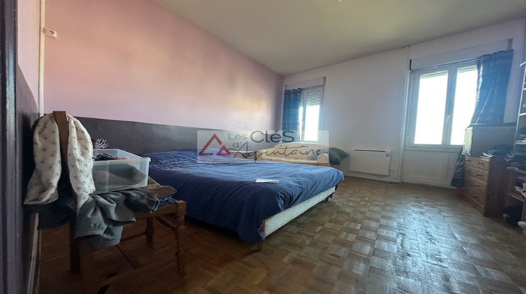 Ma-Cabane - Vente Immeuble Podensac, 198 m²