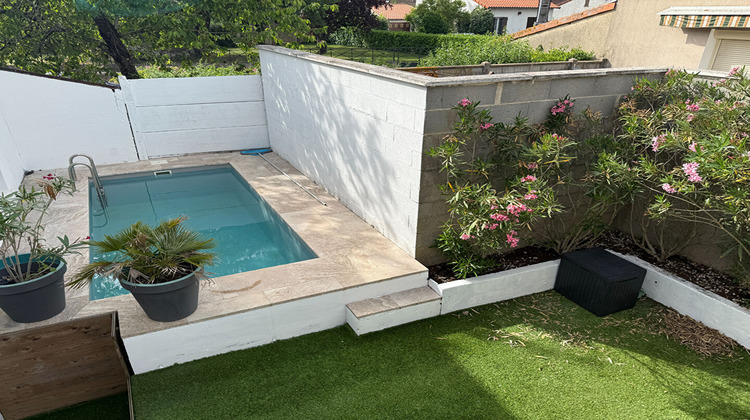 Ma-Cabane - Vente Immeuble POITIERS, 203 m²