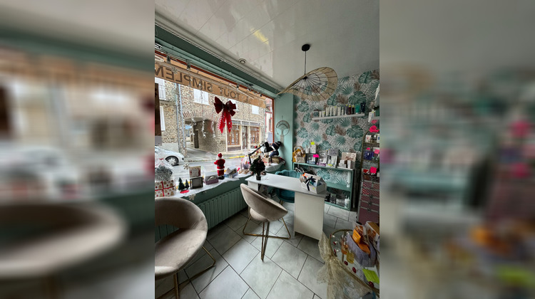 Ma-Cabane - Vente Immeuble PONT-D'OUILLY, 139 m²