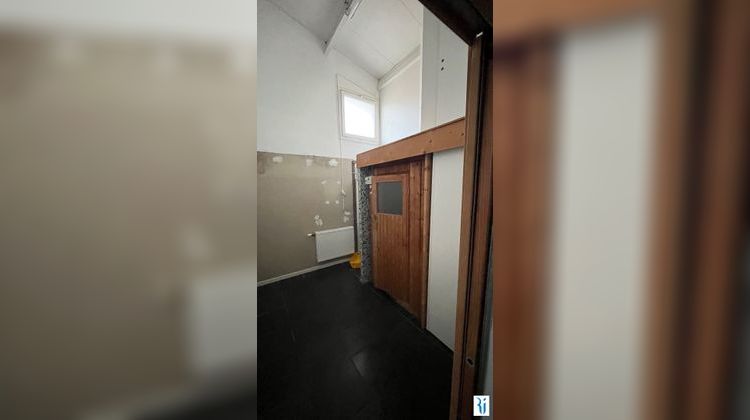 Ma-Cabane - Vente Immeuble PONT-DE-L'ARCHE, 470 m²