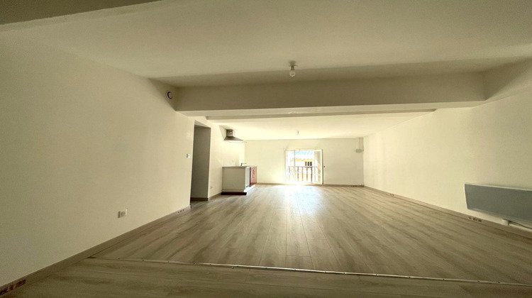 Ma-Cabane - Vente Immeuble Pont-Saint-Esprit, 150 m²