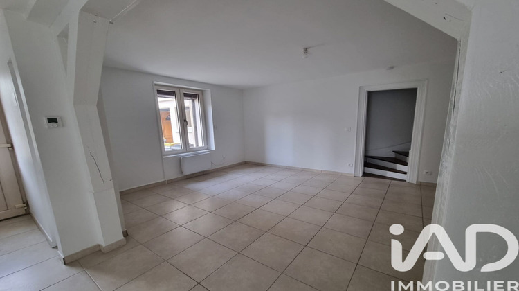 Ma-Cabane - Vente Immeuble Pont-sur-Yonne, 131 m²