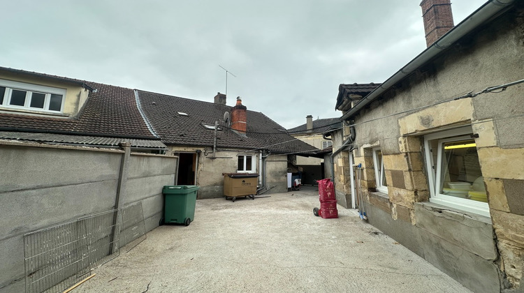 Ma-Cabane - Vente Immeuble POUGUES-LES-EAUX, 192 m²