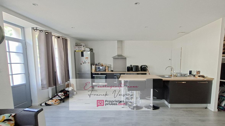 Ma-Cabane - Vente Immeuble POUZAUGES, 84 m²