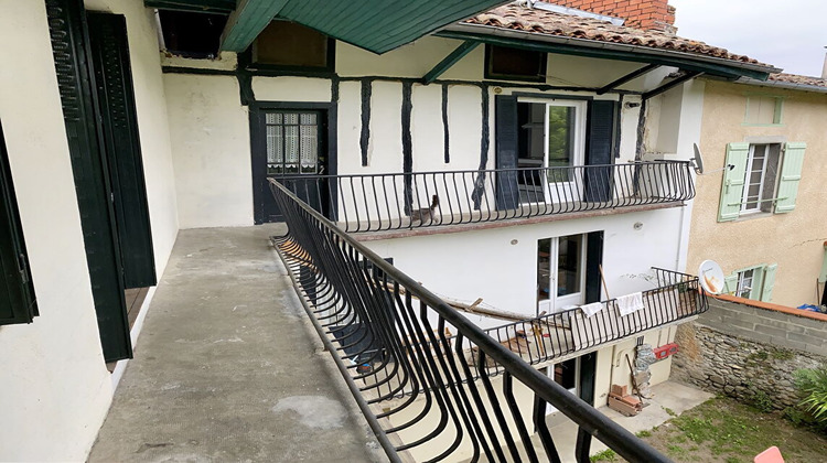 Ma-Cabane - Vente Immeuble PRAT-BONREPAUX, 210 m²